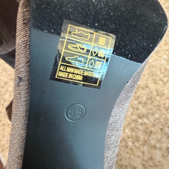 Yoki Velvet Ankle Boots in Gray - Picture 8 of 11